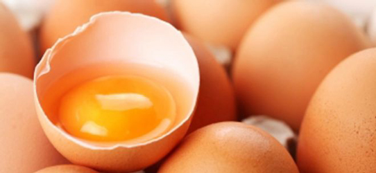 Πώς ξεχωρίζουμε τα φρέσκα από τα μπαγιάτικα αυγά;
