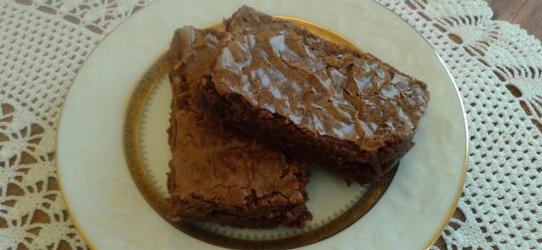 Κέικ σοκολάτας-κανέλας με ελαιόλαδο