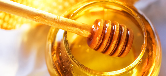Τι μπορούμε να κάνουμε αν ζαχαρώσει το μέλι;