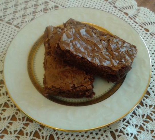 Κέικ σοκολάτας-κανέλας με ελαιόλαδο