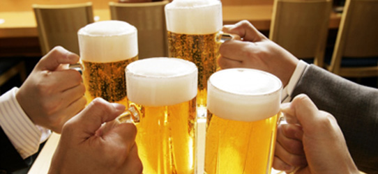 Γιατί είναι απαραίτητος ο αφρός της μπύρας;