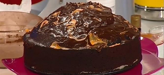 Πεντανόστιμο κέικ σοκολάτας από την Αργυρώ Μπαρμπαρίγου