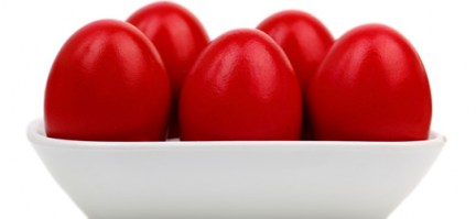 Κόκκινα πασχαλινά αυγά